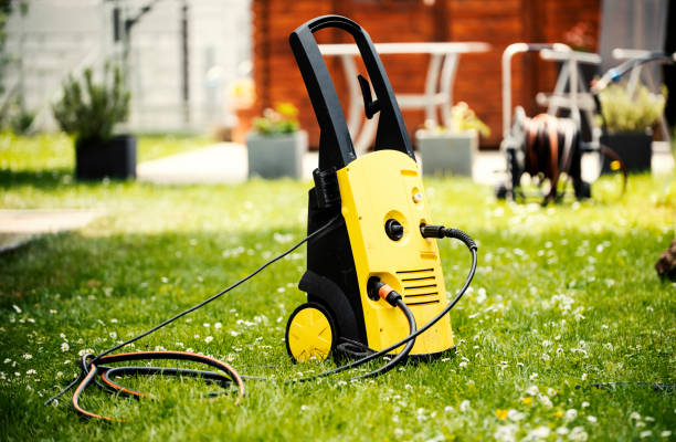 Best Roof Washing  in Clarksville, VA